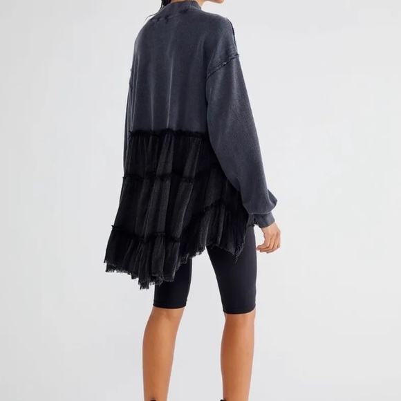 Free People Pixie Sweatshirt Tunic Dress Tiered Ruffled Oversized Wash black - Picture 3 of 7